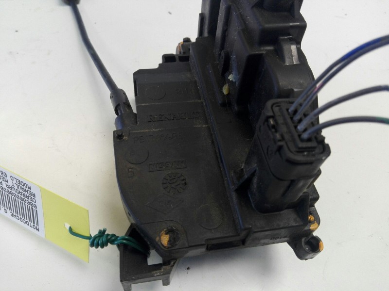 Recambio de cerradura puerta delantera derecha para renault megane iii berlina 5 p dynamique referencia OEM IAM   