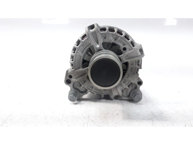 Recambio de alternador para volkswagen polo 1.0 tsi referencia OEM IAM 05E903026R ALF280A01BS 
