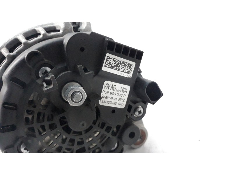 Recambio de alternador para volkswagen polo 1.0 tsi referencia OEM IAM 05E903026R ALF280A01BS 