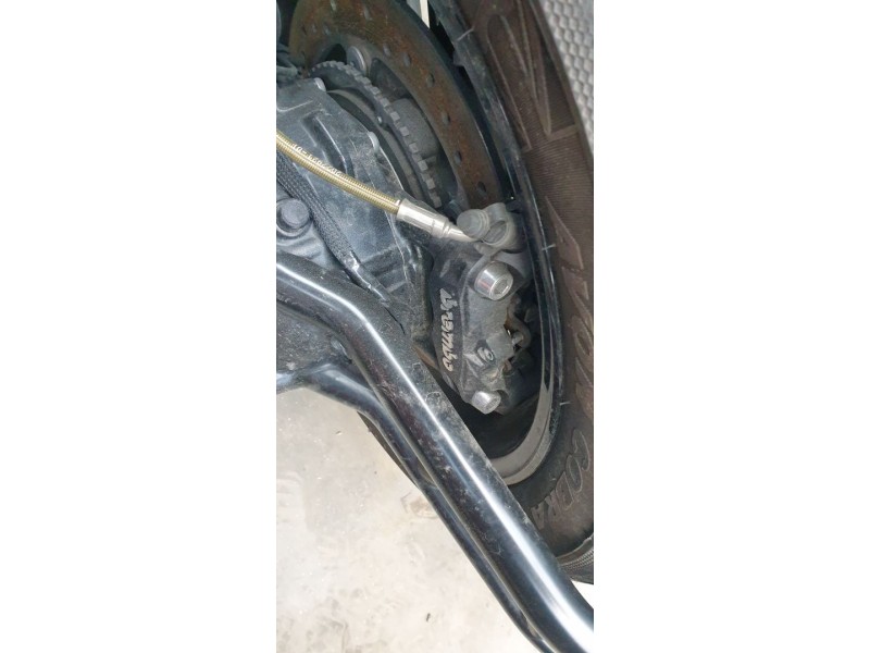 Recambio de pinza de freno trasera para triumph rocket 3 r referencia OEM IAM   