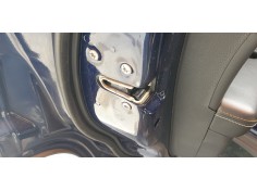 Recambio de cerradura puerta trasera izquierda para jeep compass ii 1.6 m-jet cat referencia OEM IAM P04589915AE   2