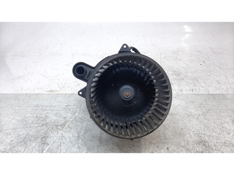 Recambio de ventilador calefaccion para renault captur limited referencia OEM IAM 272101005R 34352 VHF260017