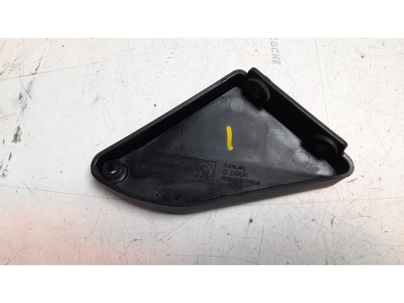 Recambio de moldura para bmw f ( - 800cc) f 800 gs triple black (k72) referencia OEM IAM 46637687692  