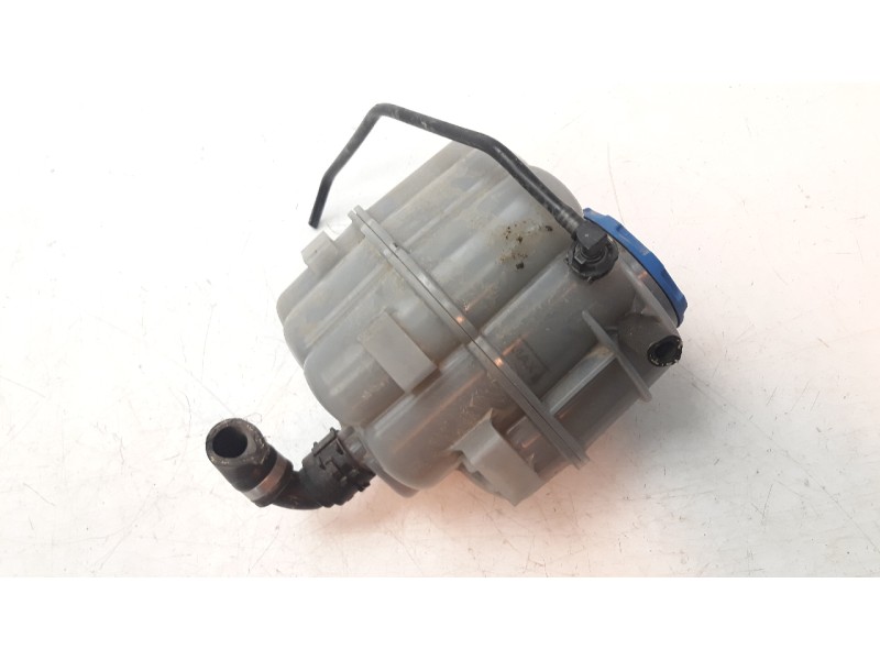 Recambio de deposito expansion para audi a4 avant (8w5) 3.0 v6 24v tdi referencia OEM IAM 8W1121405E  