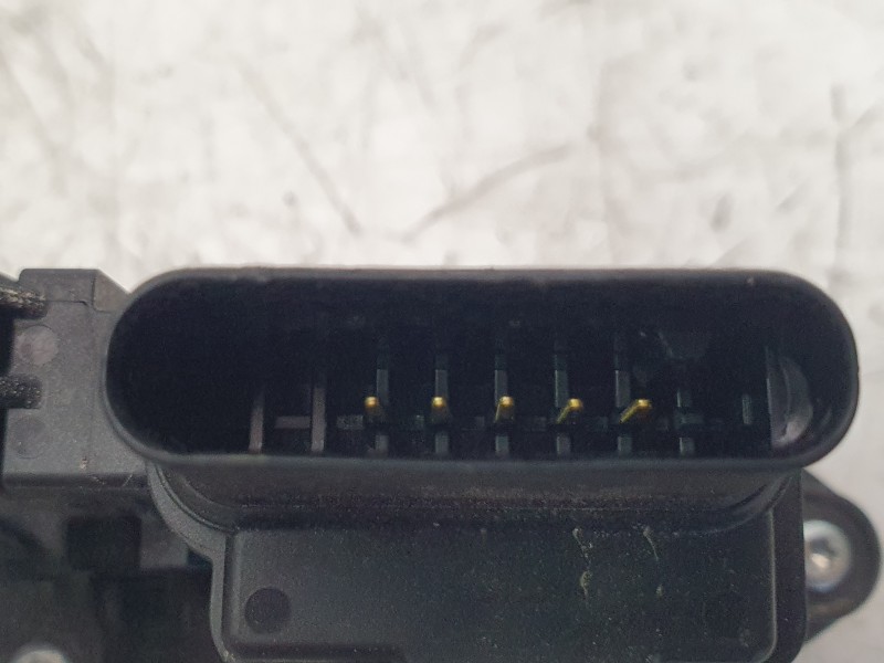 Recambio de cerradura puerta delantera izquierda para volvo s60 iii (224) t5 referencia OEM IAM 31440997  