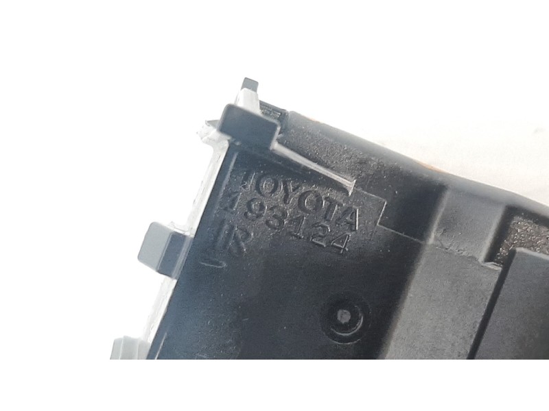 Recambio de mando elevalunas trasero izquierdo para lexus nx 2.5 16v cat (híbrido) referencia OEM IAM 8481078010  