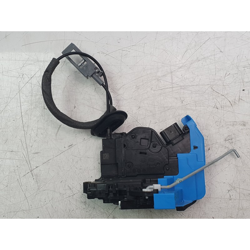 Recambio de cerradura puerta trasera izquierda para kia niro ii (sg2) 1.6 gdi hybrid referencia OEM IAM 81410AT000  