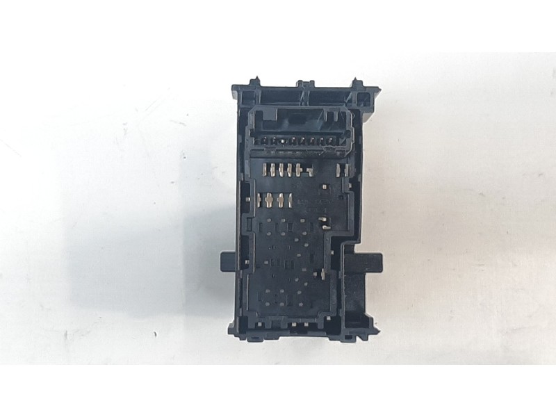 Recambio de mando elevalunas trasero izquierdo para lexus nx 2.5 16v cat (híbrido) referencia OEM IAM 8481078010  