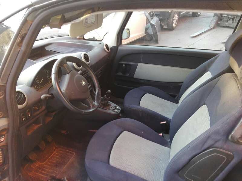 peugeot 1007 del año 2005