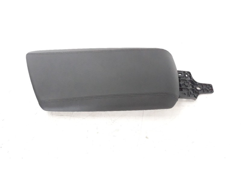 Recambio de apoyabrazos central para alfa romeo giulia (952) 2.2 jtdm cat referencia OEM IAM 156132366  