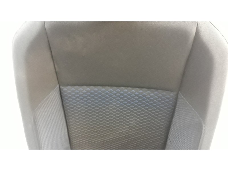 Recambio de asiento delantero derecho para volkswagen polo 1.0 tsi referencia OEM IAM 2G0881375G  