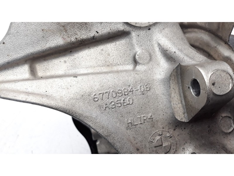 Recambio de mangueta trasera derecha para bmw x5 (e70) 3.0 turbodiesel cat referencia OEM IAM 6770984  