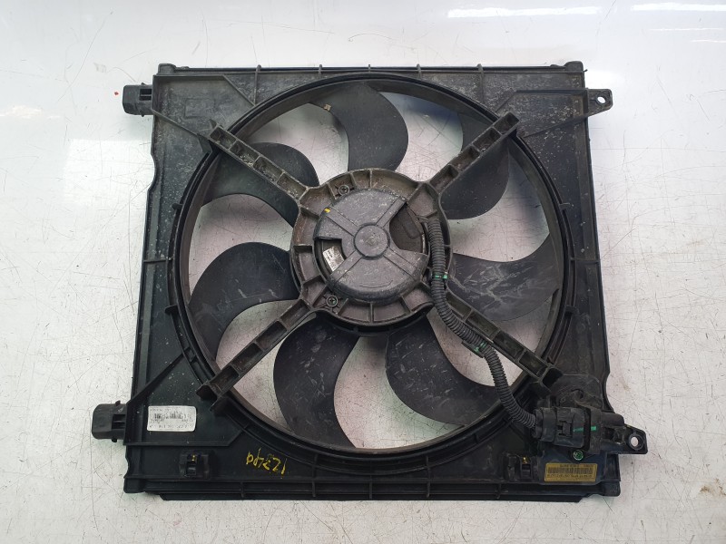 Recambio de electroventilador para ssangyong xlv suv e-xgi 160 referencia OEM IAM 2132035100  