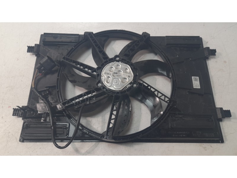 Recambio de electroventilador para volkswagen t-roc (a11, d11) 1.0 tsi referencia OEM IAM 5Q0121203DQ  