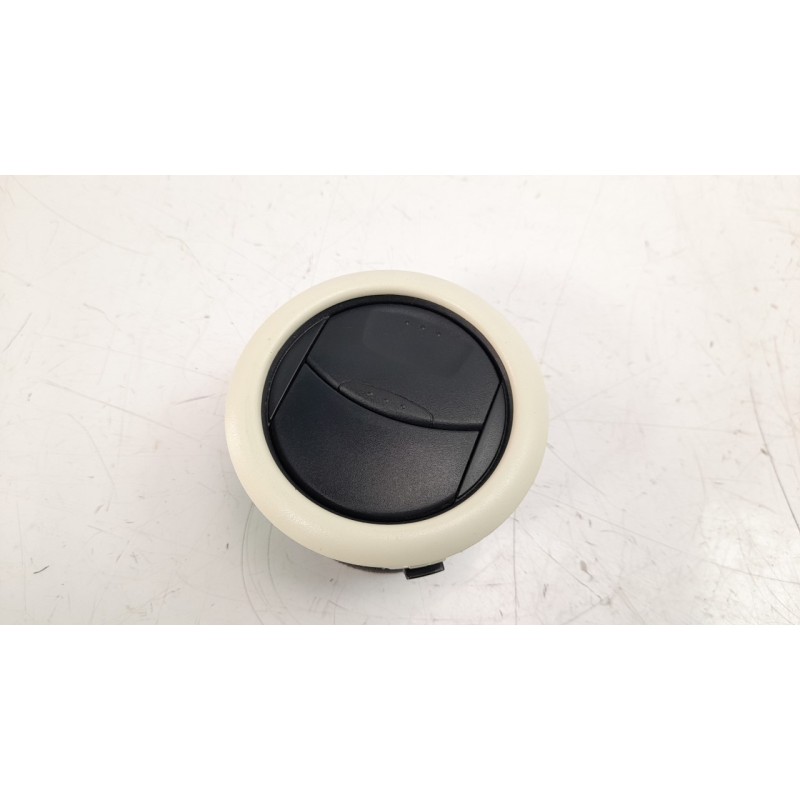 Recambio de rejilla aireadora para ford ka (ccu) 1.2 8v cat referencia OEM IAM 226726  