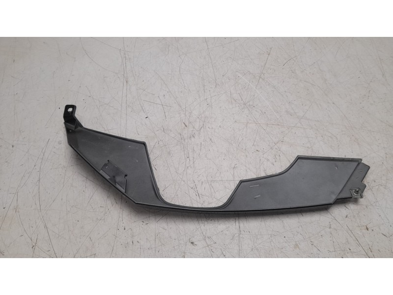 Recambio de moldura para bmw f ( - 800cc) f 800 gs triple black (k72) referencia OEM IAM 46637704414  