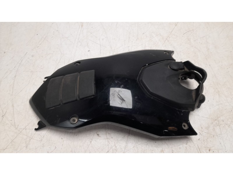 Recambio de moldura para bmw f ( - 800cc) f 800 gs triple black (k72) referencia OEM IAM 46637695003  
