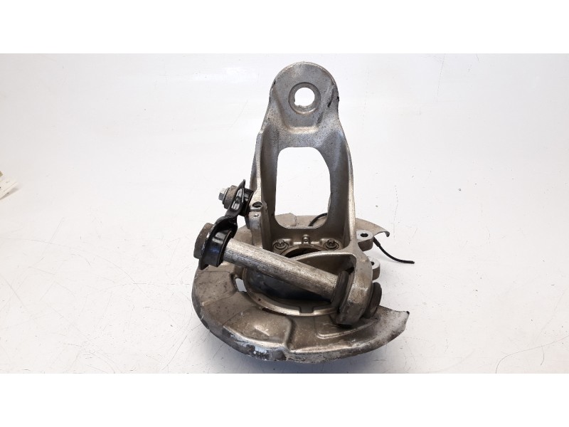 Recambio de mangueta trasera derecha para bmw x5 (e70) 3.0 turbodiesel cat referencia OEM IAM 6770984  