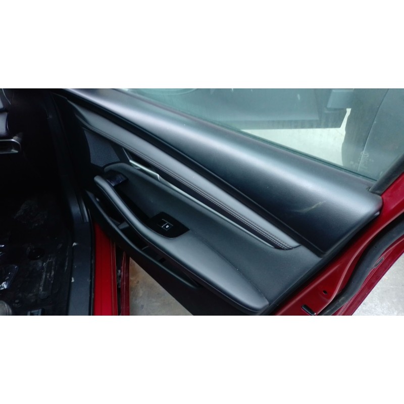 Recambio de elevalunas delantero derecho para mazda 3 sedán 2.5 e-skyactiv-g referencia OEM IAM   