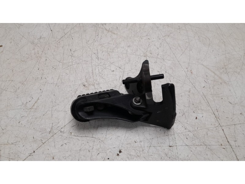 Recambio de bomba freno para bmw f ( - 800cc) f 800 gs triple black (k72) referencia OEM IAM 46717701199  