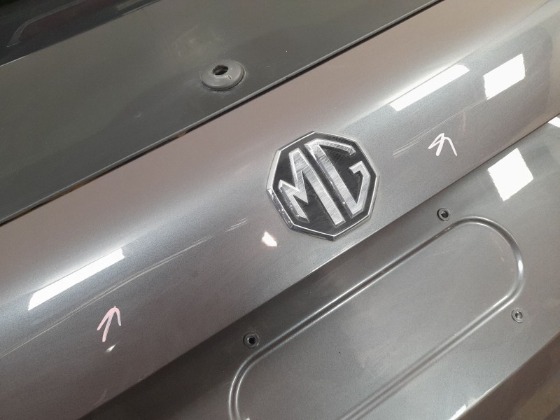 Recambio de porton trasero para mg mg hs (as23) 1.5 t (sas23) referencia OEM IAM 11049380  