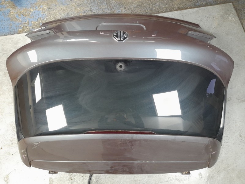 Recambio de porton trasero para mg mg hs (as23) 1.5 t (sas23) referencia OEM IAM 11049380  