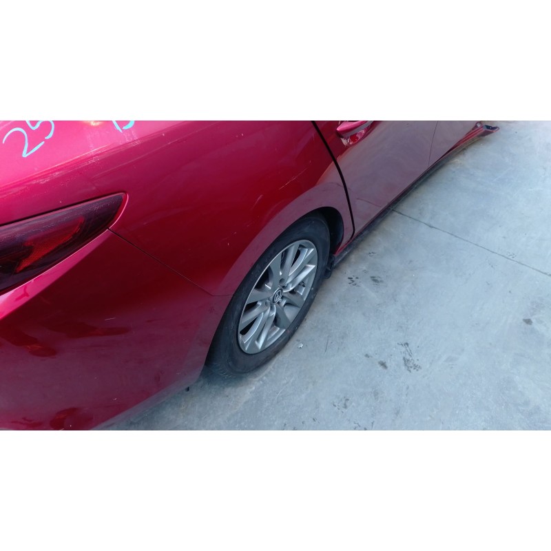 Recambio de amortiguador trasero derecho para mazda 3 sedán 2.5 e-skyactiv-g referencia OEM IAM   