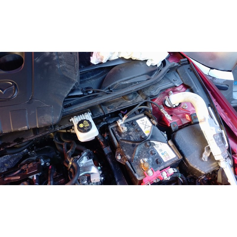 Recambio de centralita motor uce para mazda 3 sedán 2.5 e-skyactiv-g referencia OEM IAM   