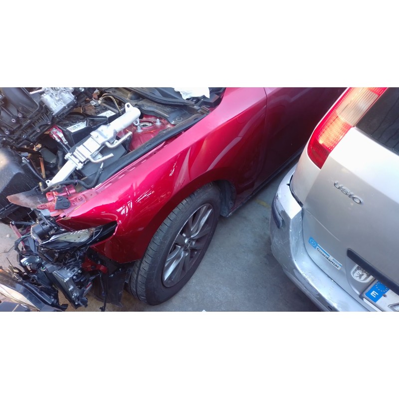 Recambio de amortiguador delantero izquierdo para mazda 3 sedán 2.5 e-skyactiv-g referencia OEM IAM   