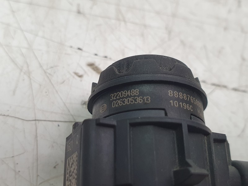 Recambio de sensor aparcamiento delantero para volvo s60 iii (224) t5 referencia OEM IAM 32209488 0263053613 