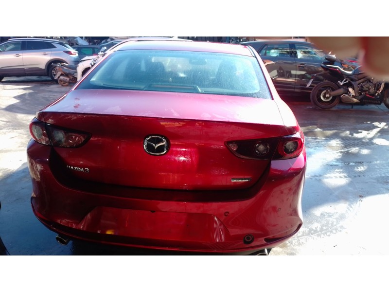 mazda 3 sedán del año 2025