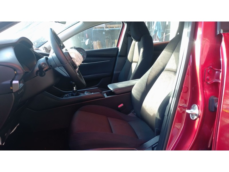 mazda 3 sedán del año 2025