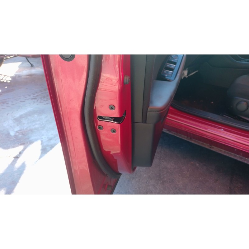Recambio de cerradura puerta delantera izquierda para mazda 3 sedán 2.5 e-skyactiv-g referencia OEM IAM   