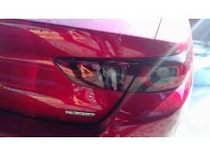 Recambio de piloto trasero derecho interior para mazda 3 sedán 2.5 e-skyactiv-g referencia OEM IAM BGKM513F0   2