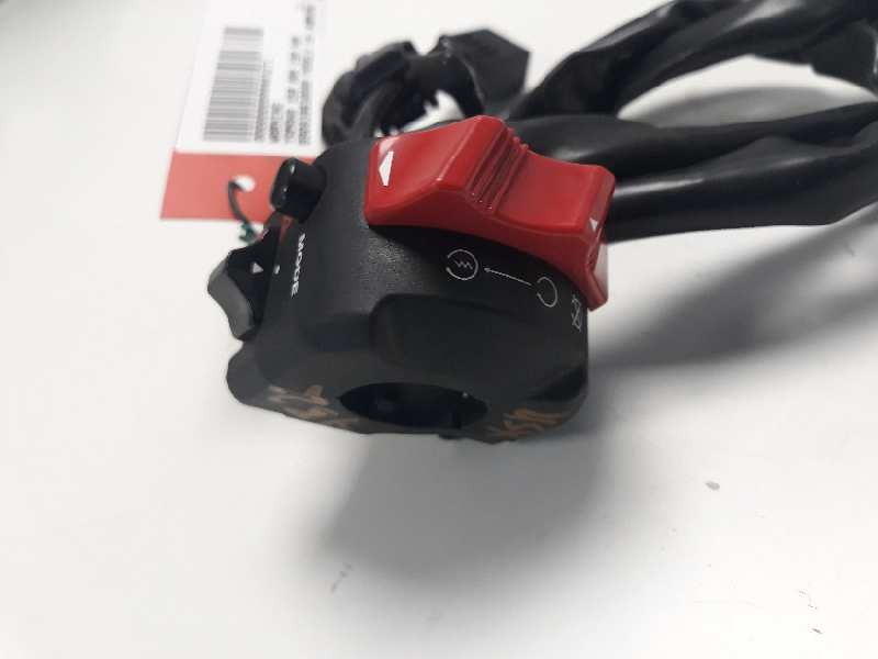 Recambio de warning para yamaha xsr 900 xsr 900 referencia OEM IAM B90839630000  
