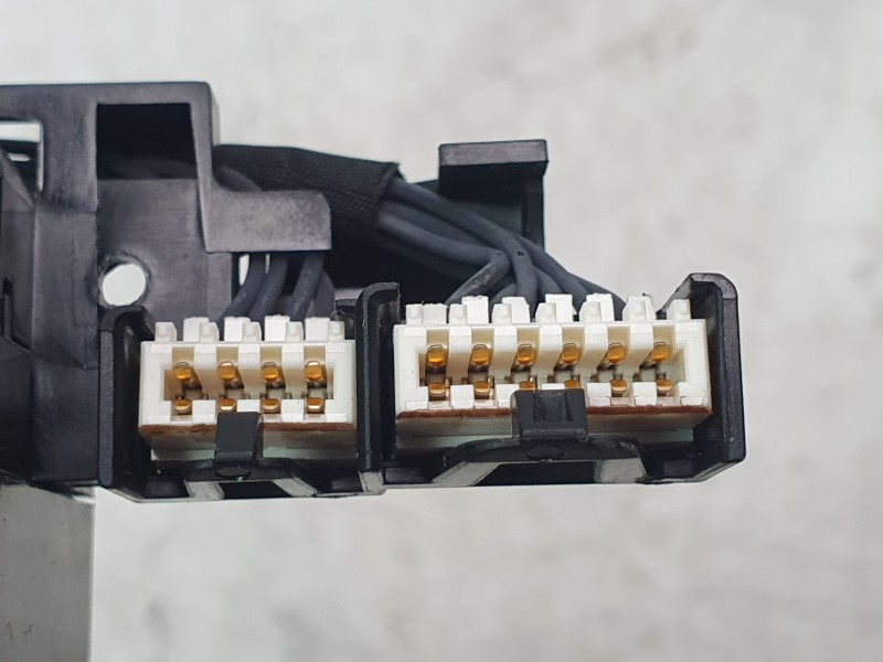 Recambio de mando intermitentes para volvo s60 iii (224) t5 referencia OEM IAM 31674102  