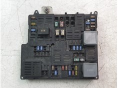 CAJA RELES / FUSIBLES 32212298 