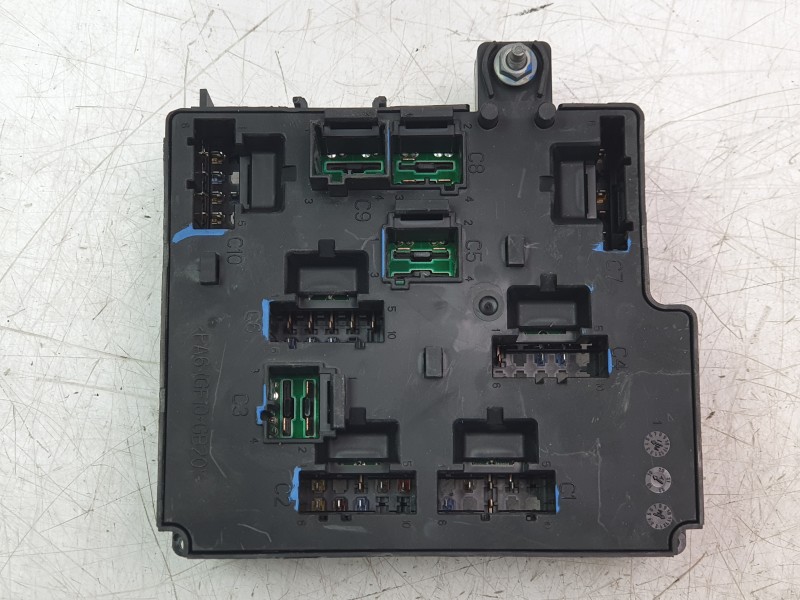 Recambio de caja reles / fusibles para volvo s60 iii (224) t5 referencia OEM IAM 32212298  