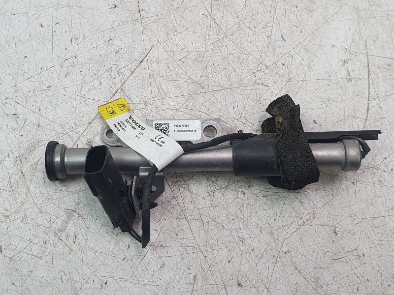 Recambio de bisagra capo izquierda para volvo s60 iii (224) t5 referencia OEM IAM 32277484  
