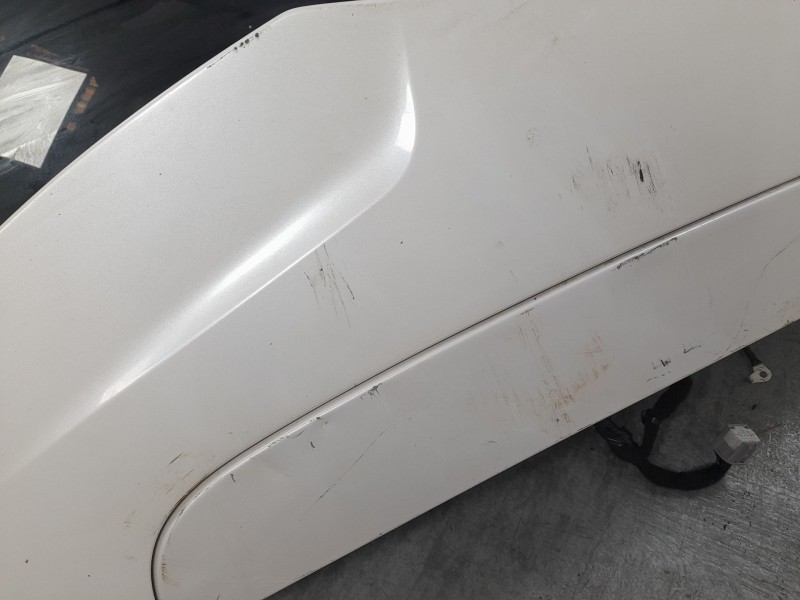 Recambio de porton trasero para ford kuga hybrid st-line x referencia OEM IAM 2620413  