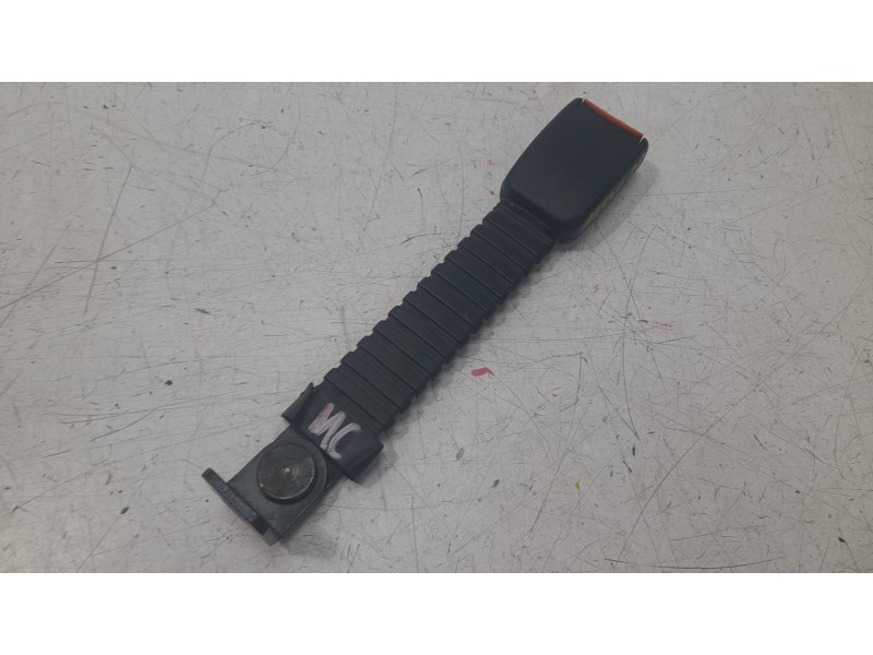 Recambio de enganche cinturon delantero derecho para suzuki vitara cabrio (et, ta) 1.6 (se 416) referencia OEM IAM 84950A60A20  