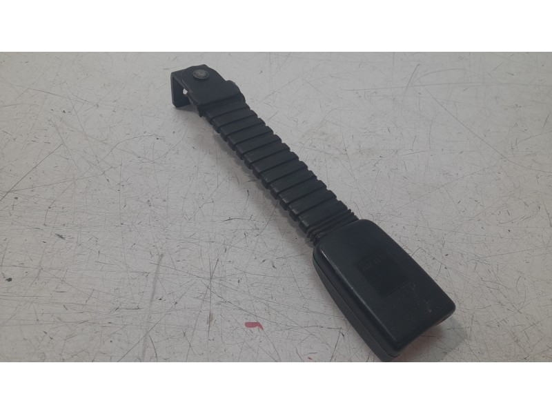 Recambio de enganche cinturon delantero derecho para suzuki vitara cabrio (et, ta) 1.6 (se 416) referencia OEM IAM 84950A60A20  