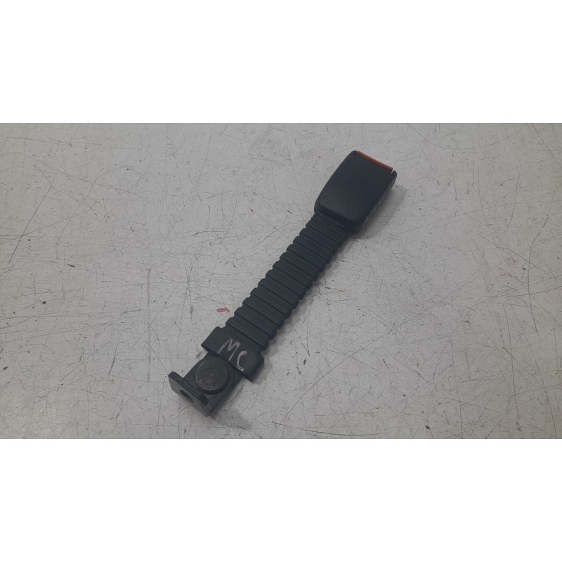Recambio de enganche cinturon delantero izquierdo para suzuki vitara cabrio (et, ta) 1.6 (se 416) referencia OEM IAM 84950A60A20