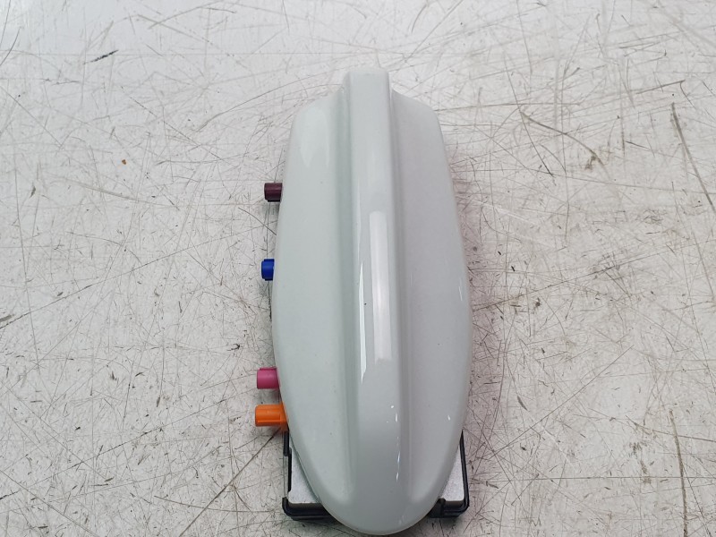 Recambio de antena para volvo s60 iii (224) t5 referencia OEM IAM 31438104  