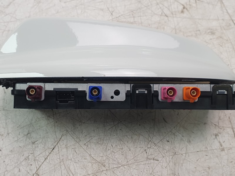 Recambio de antena para volvo s60 iii (224) t5 referencia OEM IAM 31438104  