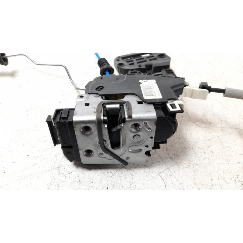 Recambio de cerradura puerta delantera izquierda para mercedes-benz clase gla (w156) gla 200 cdi (156.908) referencia OEM IAM 16