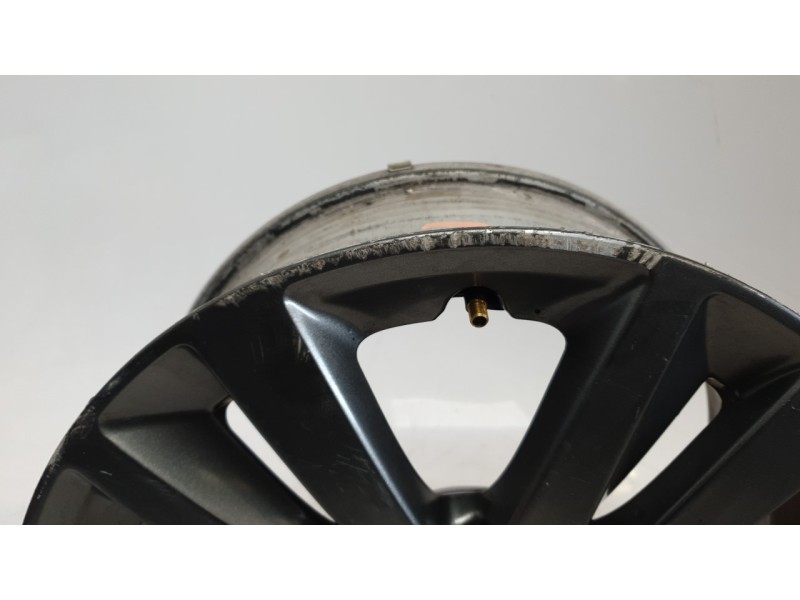 Recambio de llanta para peugeot 308 ii (lb_, lp_, lw_, lh_, l3_) 1.6 hdi 100 referencia OEM IAM 9677989577  