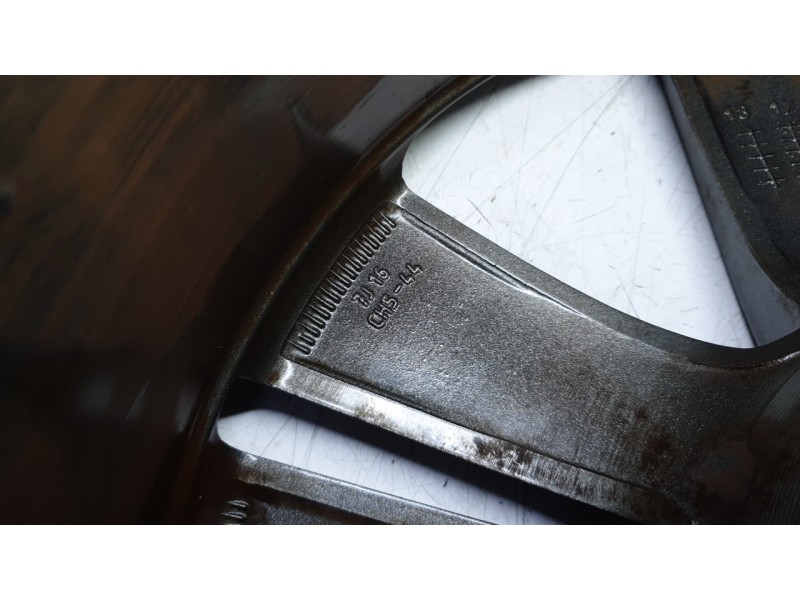 Recambio de llanta para peugeot 308 ii (lb_, lp_, lw_, lh_, l3_) 1.6 hdi 100 referencia OEM IAM 9677989577  