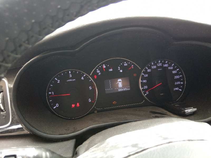 Recambio de cuadro instrumentos para kia carens ( ) drive referencia OEM IAM 94005A4001  