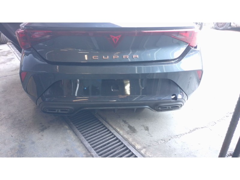 Recambio de paragolpes trasero para cupra leon (kl1, ku1, kug) 1.5 tsi referencia OEM IAM   